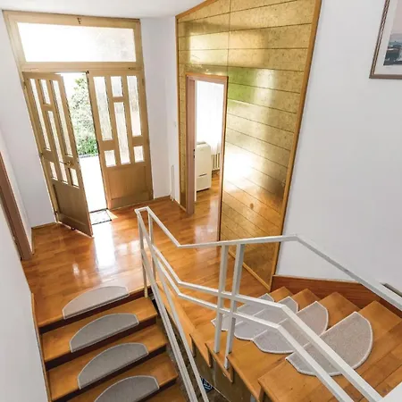 Ferienhaus 4 Bedroom Pet Friendly In *