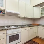 4 Bedroom Pet Friendly In