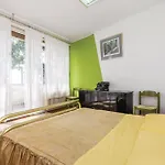 4 Bedroom Pet Friendly In *