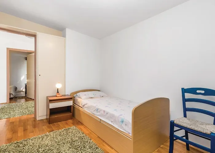 Σπίτι διακοπών 4 Bedroom Pet Friendly In Volosko