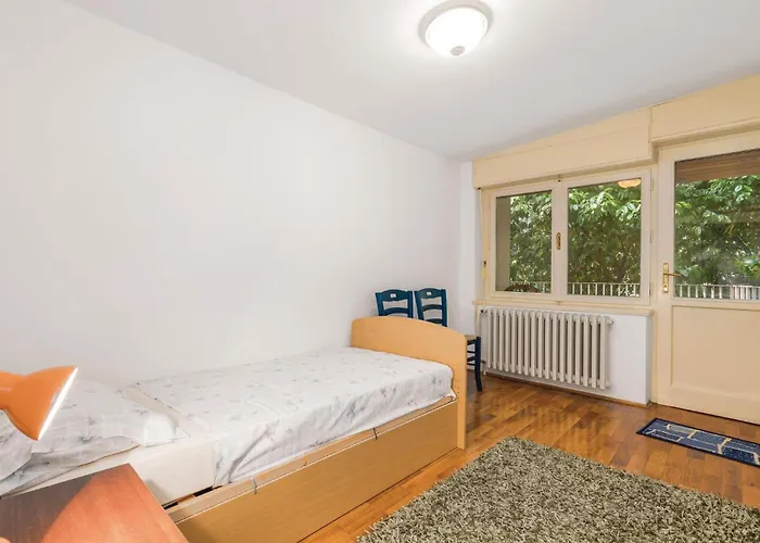 4 Bedroom Pet Friendly In Σπίτι διακοπών